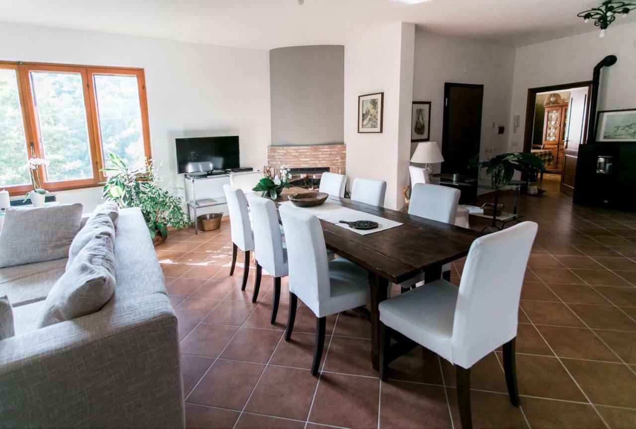 Villa Degli Olmi Allumiere Buitenkant foto