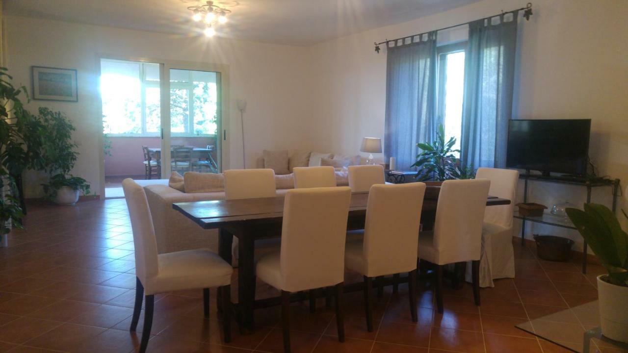 Villa Degli Olmi Allumiere Buitenkant foto